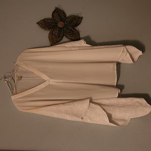 Ariat - oversized sheer blouse